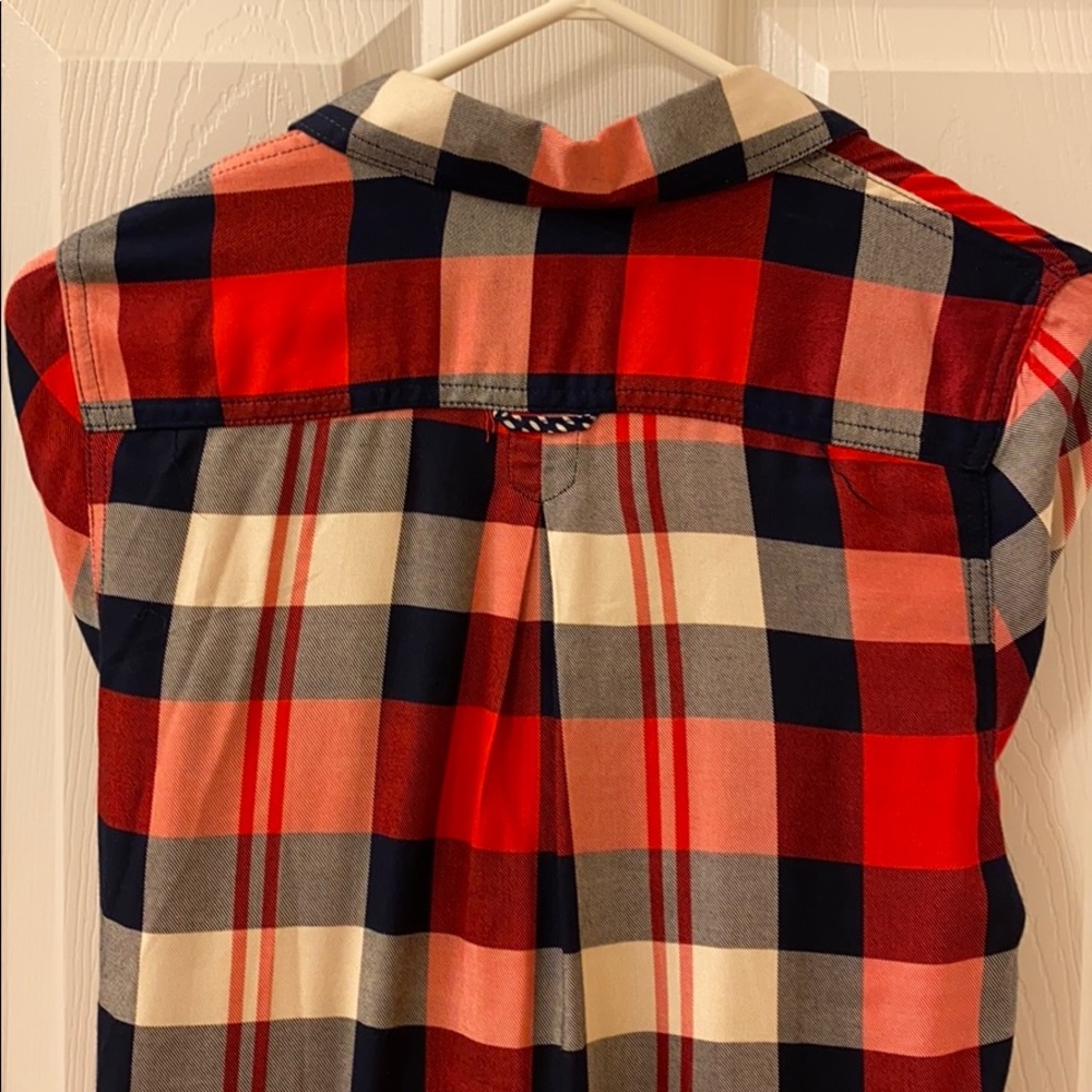 Buttons, Ladie’s checkered top, size small - Picture 5 of 7